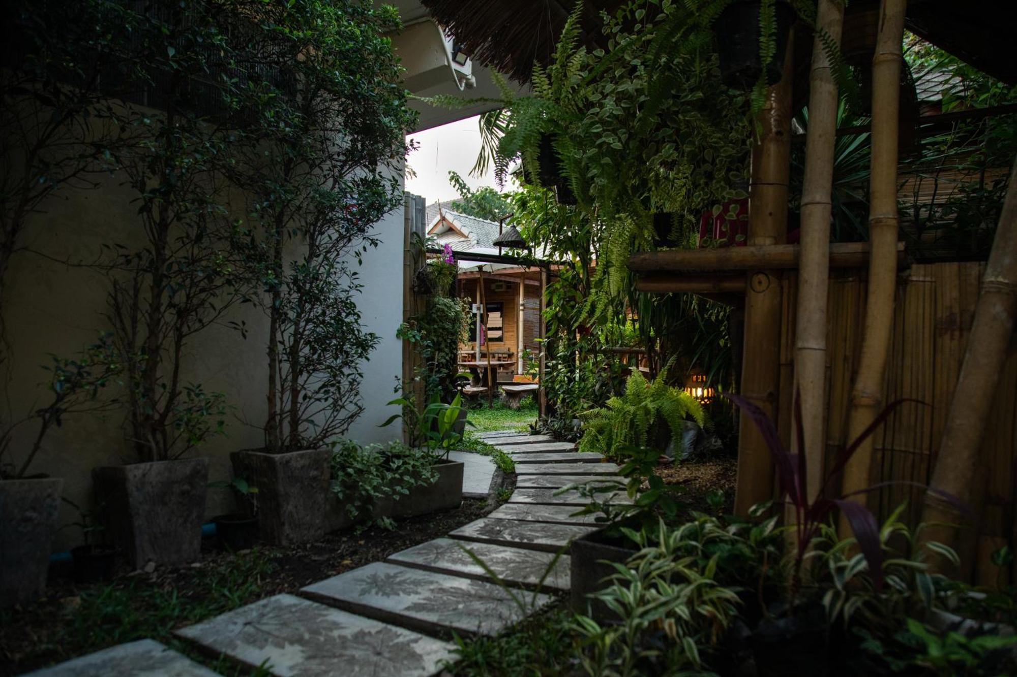 Boutique Hotel & Restaurant, Jaidee Bamboo Huts Chiang Mai Eksteriør bilde