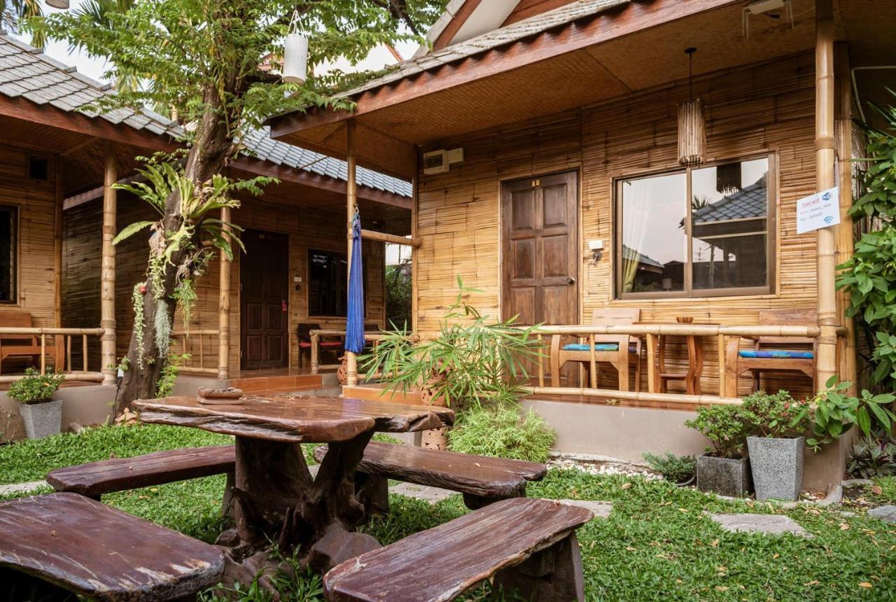 Boutique Hotel & Restaurant, Jaidee Bamboo Huts Chiang Mai Eksteriør bilde